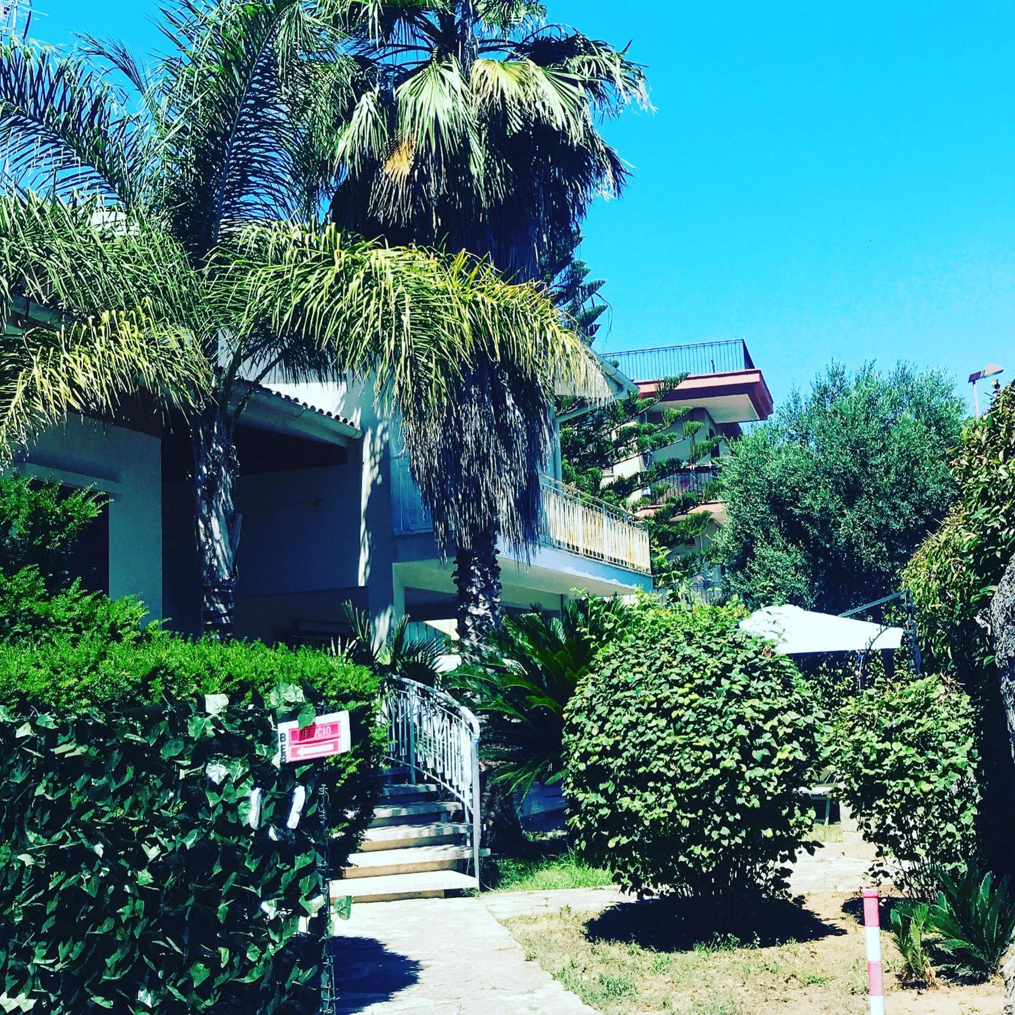 Villa Susanna B E B Brindisi Exterior foto